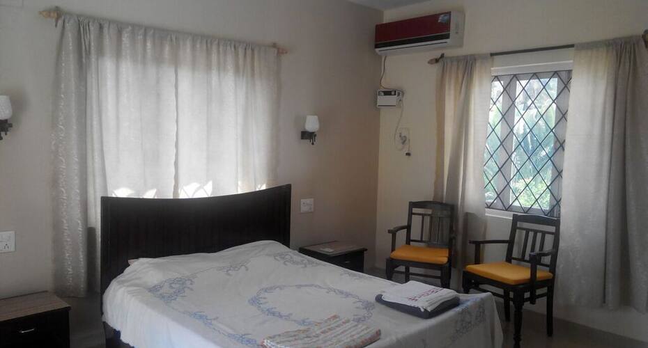 Jagalur Mahalingappa Comforts, Chitradurga 1